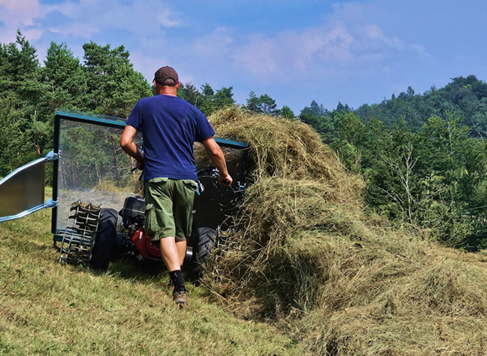 Gorski zgrabljalnik 1500